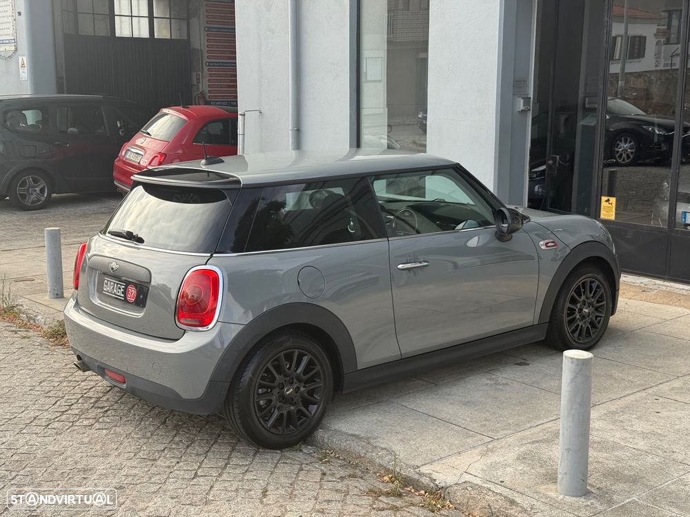 MINI 3 Portas One D - 10
