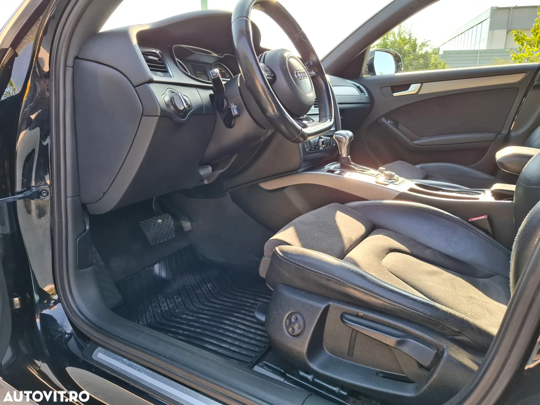Audi A4 Avant 2.0 TDI Multitronic - 9