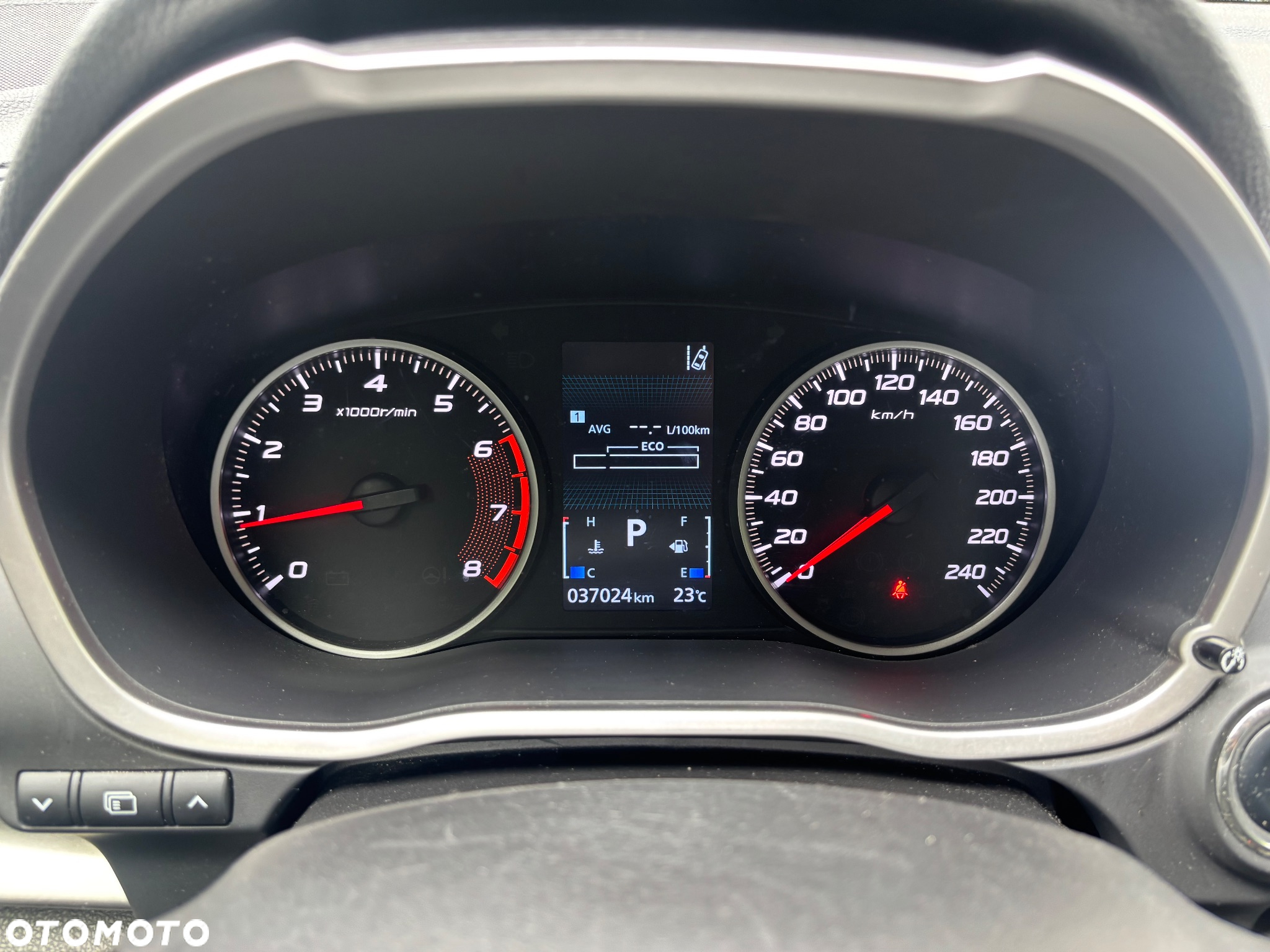 Mitsubishi Eclipse Cross 1.5 T Invite Plus CVT - 21