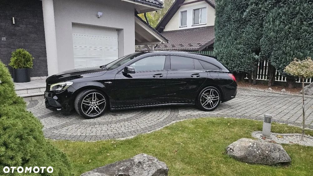 Mercedes-Benz CLA 200 7G-DCT AMG Line - 33