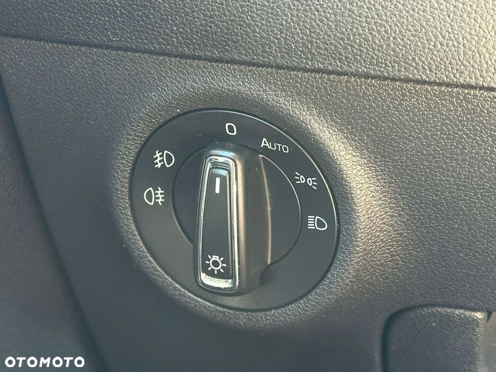 Skoda Karoq 2.0 TDI SCR 4x4 Style DSG - 31