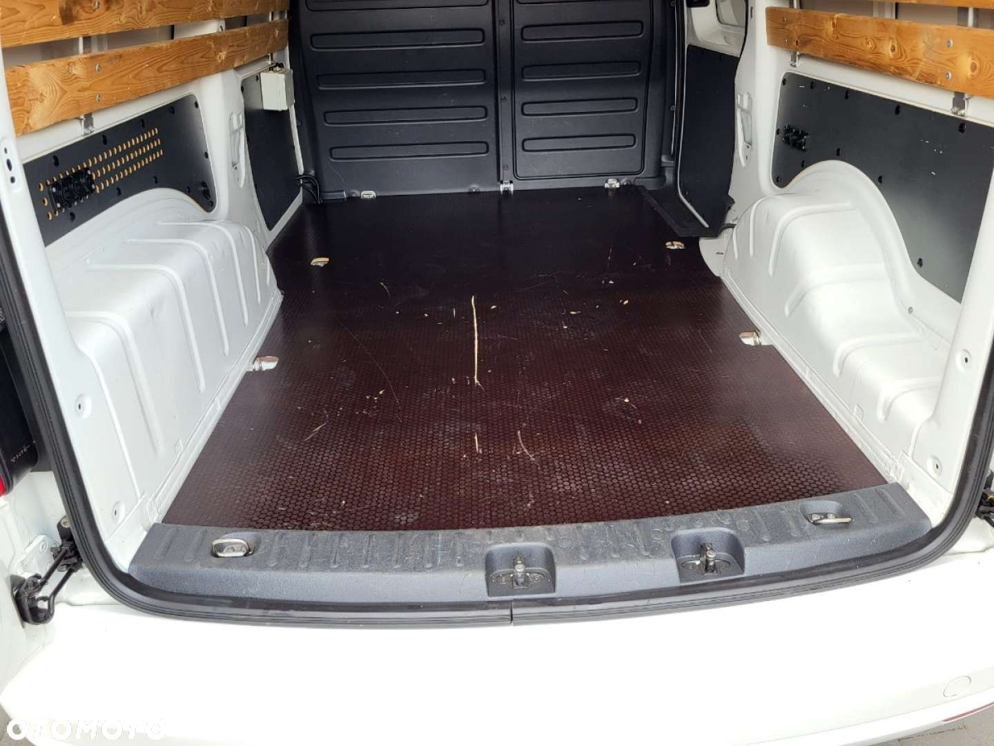 Volkswagen Cady Maxi 2.0 Stan Idealny Bezwypadkowy -Salon Polska - 33