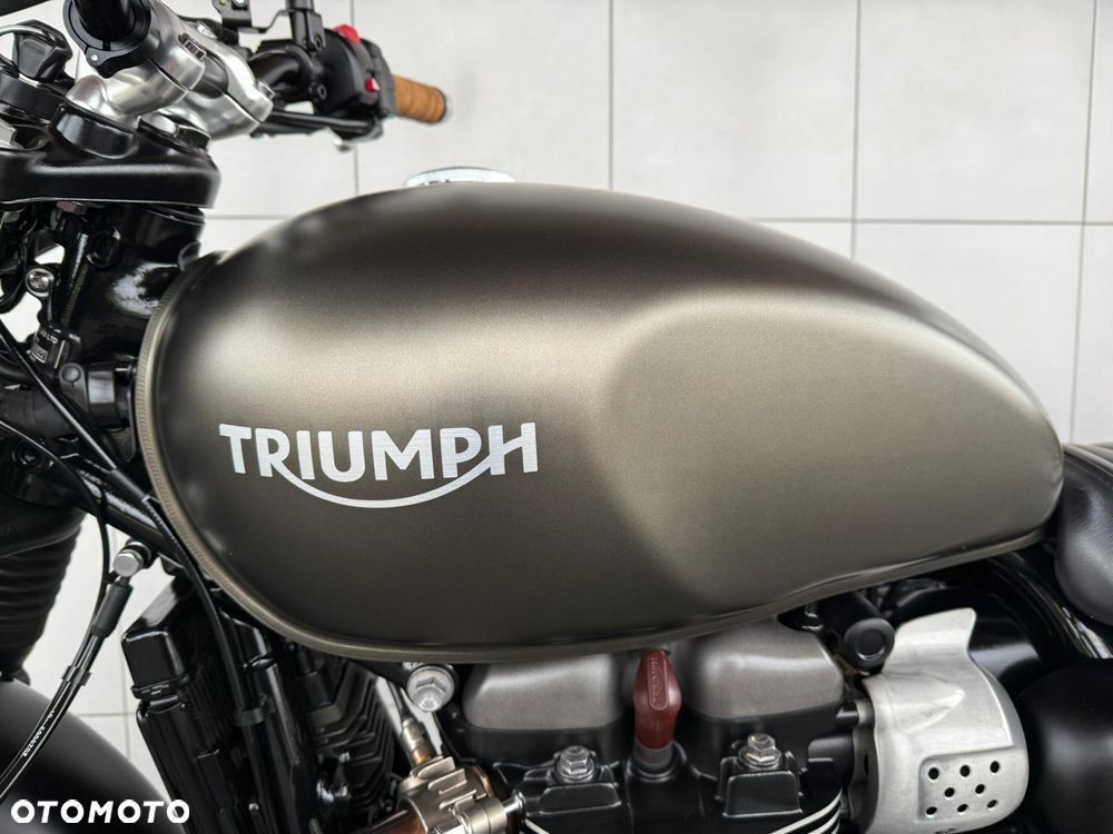Triumph Street Twin - 31