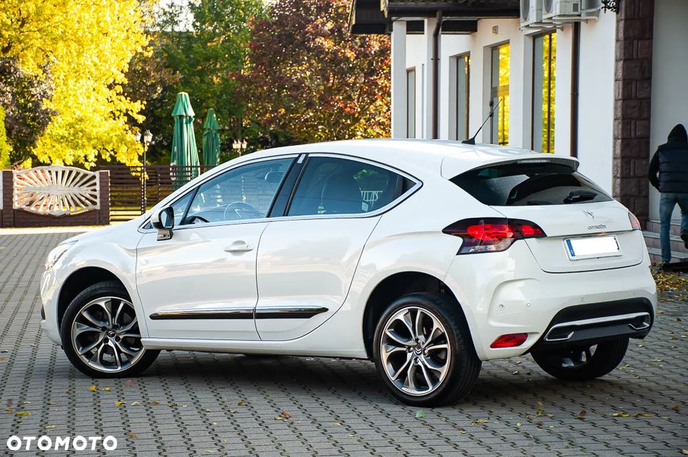 Citroën DS4 HDi 165 SoChic - 16