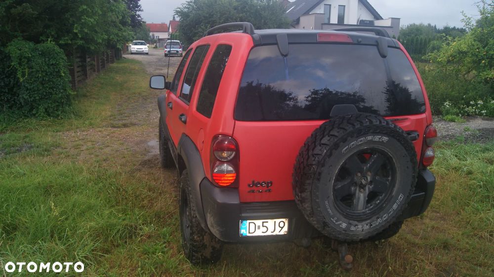 Jeep Liberty 2.8 CRD 4x4 - 6