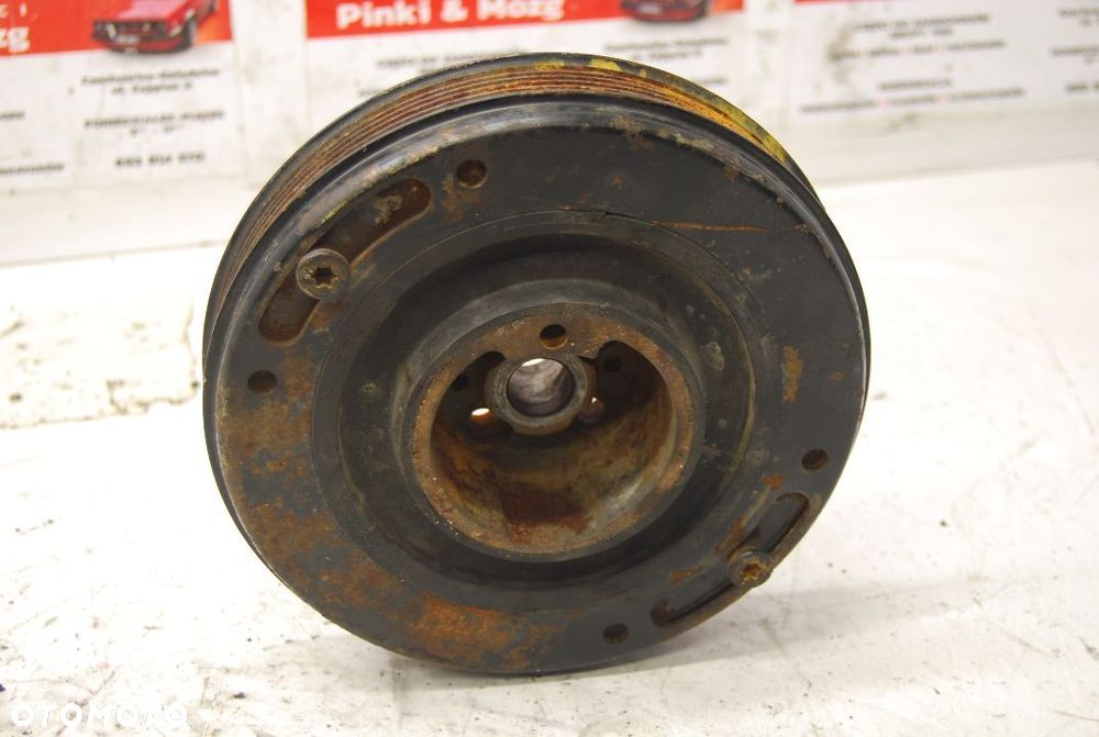 KOŁO PASOWE WAŁU 16-M19011 VW LT 35 2.5 TDI VW T4 - 2