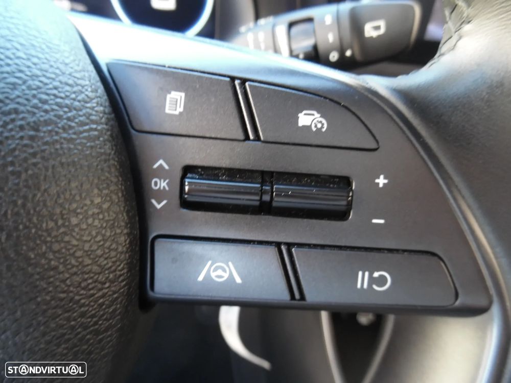 Hyundai i20 - 20