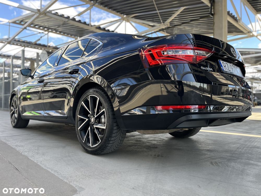 Skoda Superb 2.0 TDI 4x4 Ambition DSG - 8