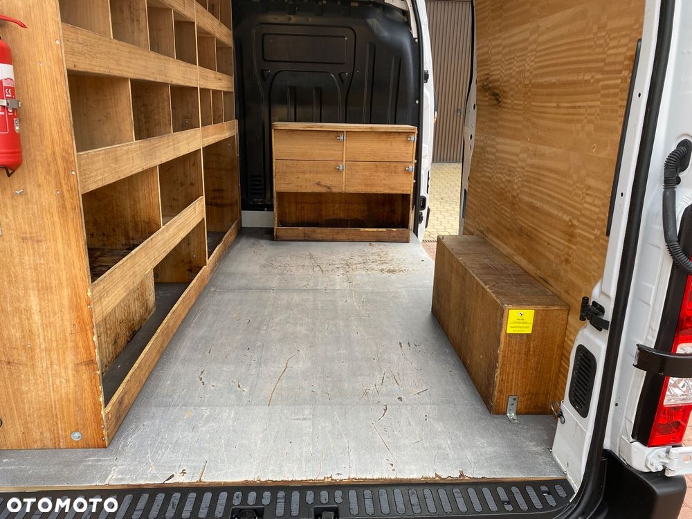 Renault MASTER L2 H2 135 DCI z regałami warsztatowymi - 15