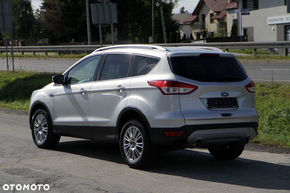 Ford Kuga 2.0 TDCi 4x4 Trend - 4