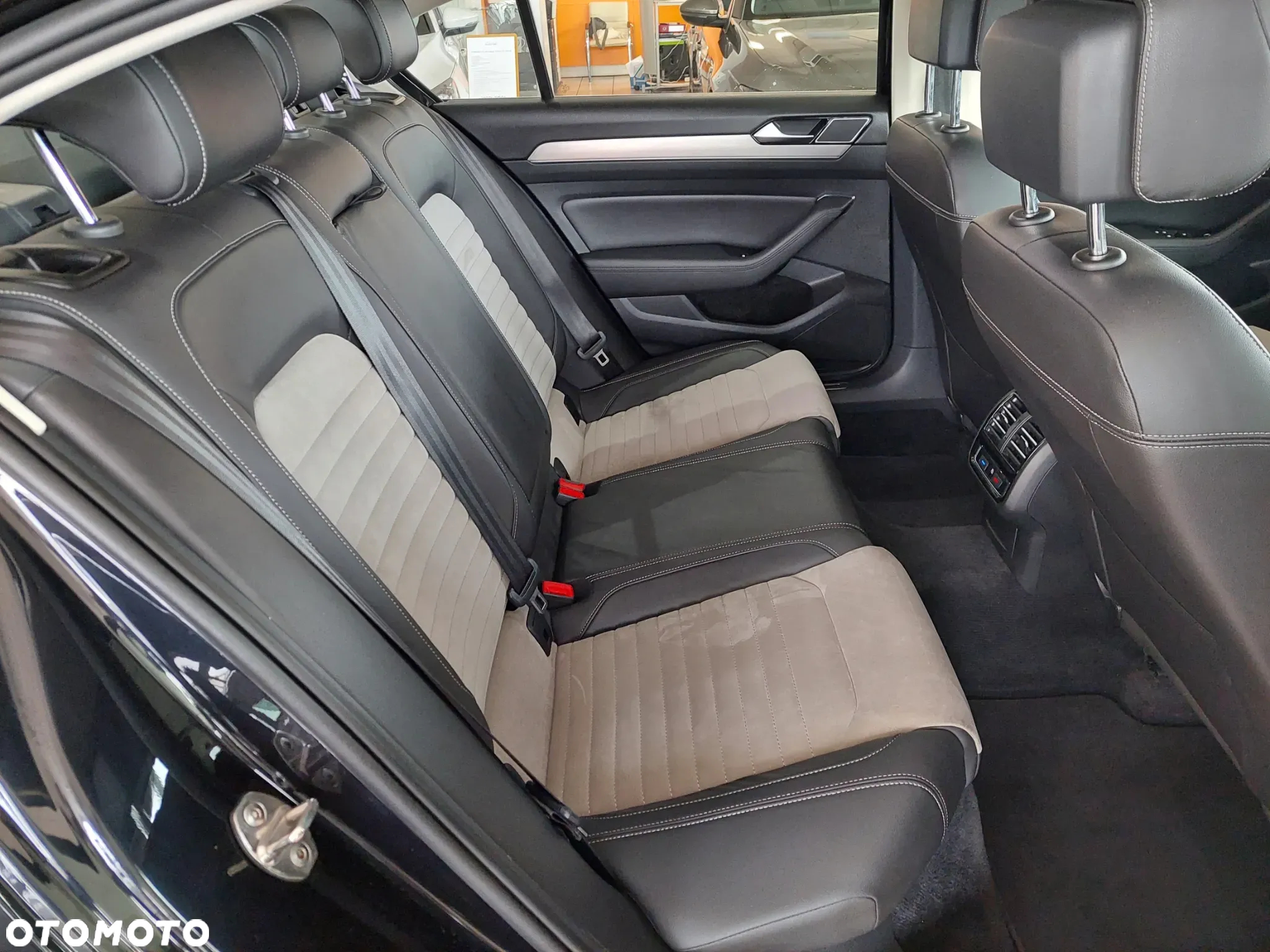 Volkswagen Passat 1.8 TSI BMT Highline DSG - 21