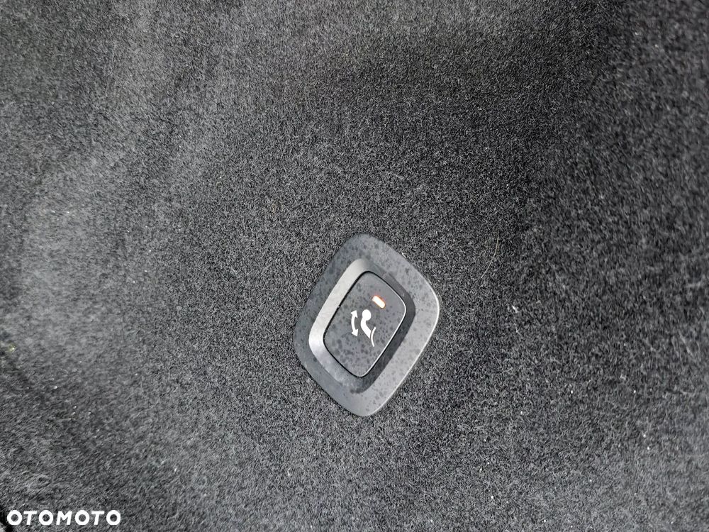 Volvo XC 60 B4 D AWD Geartronic RDesign - 18