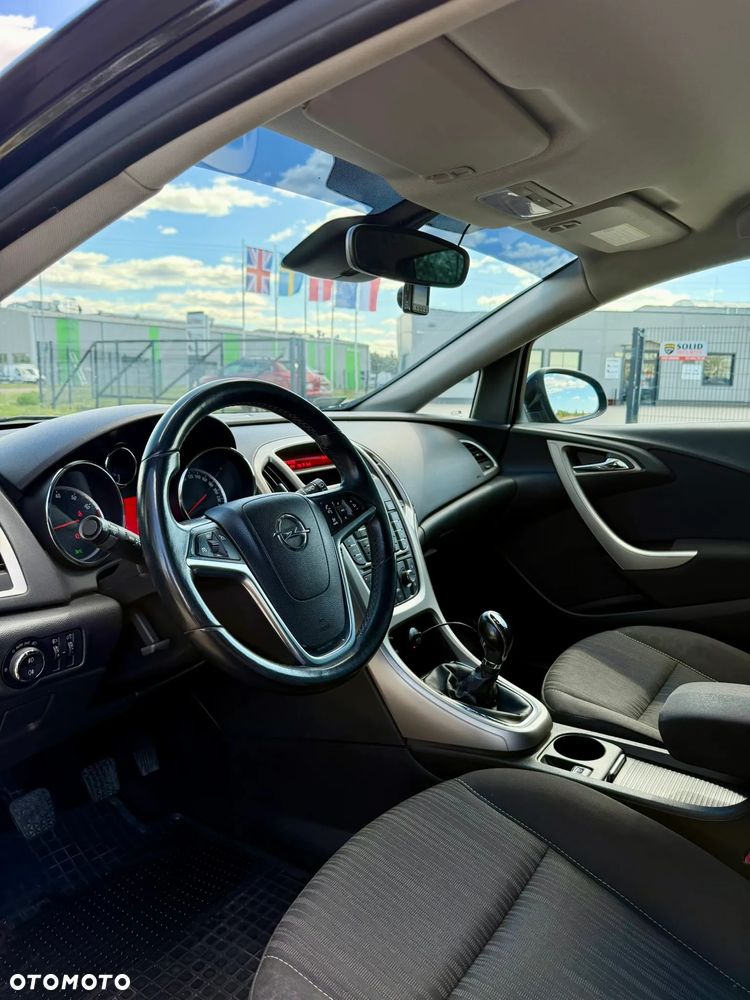 Opel Astra 1.6 Enjoy - 9