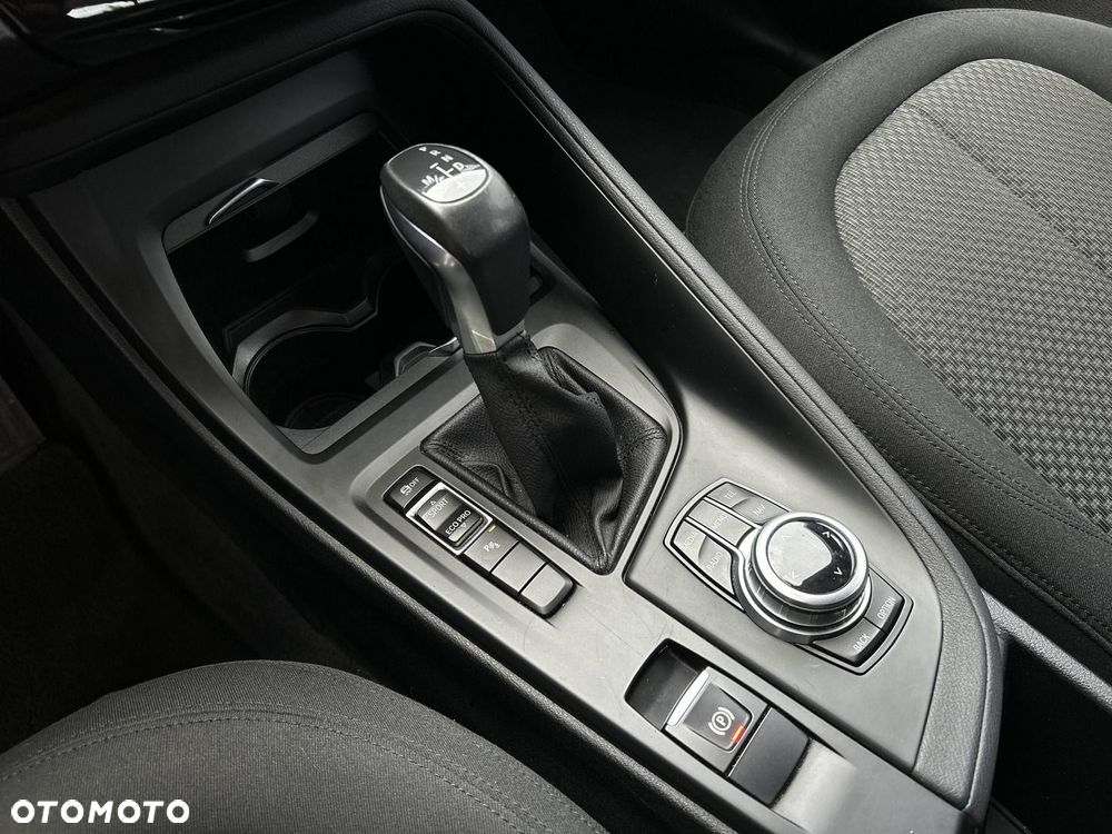 BMW X1 sDrive18i - 20