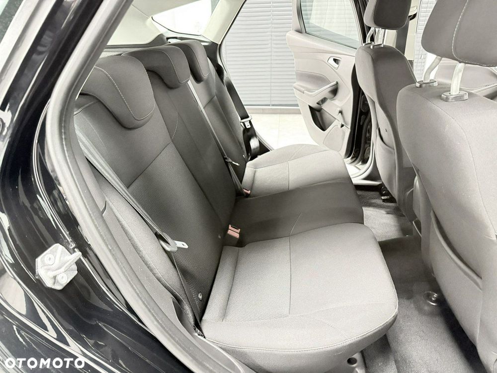 Ford Focus 1.0 EcoBoost 99g Start-Stopp-System SYNC Edition - 35