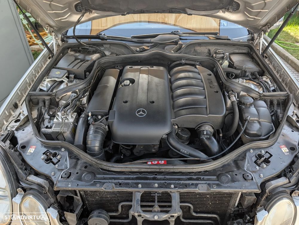 Mercedes-Benz E 270 - 5