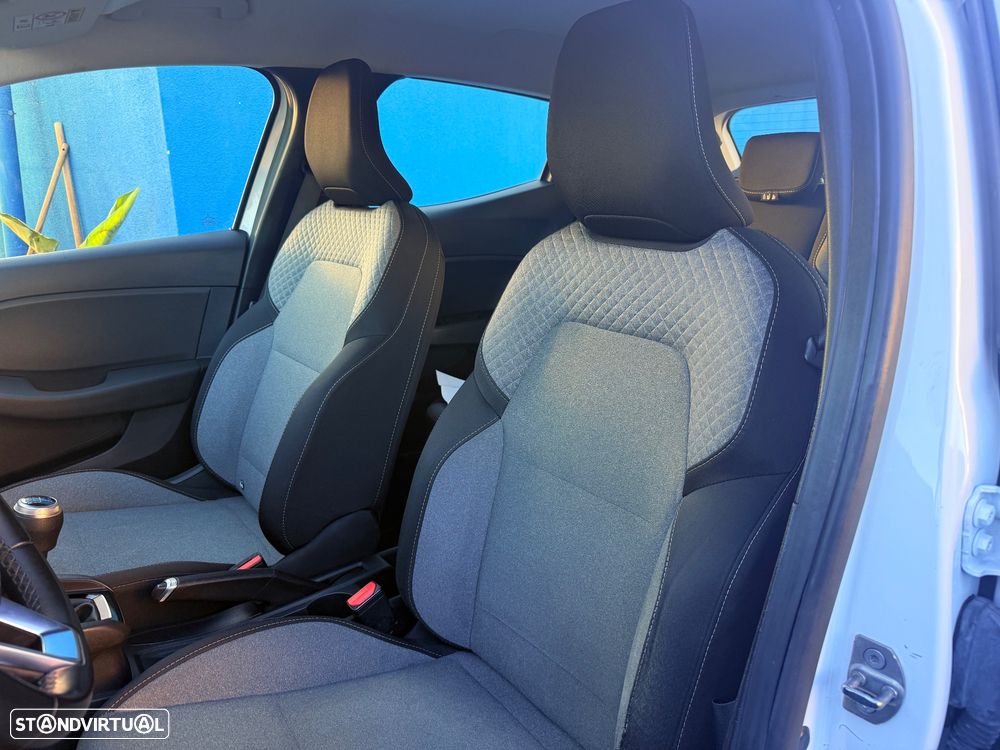 Renault Clio BLUE dCi 100 BUSINESS EDITION - 10