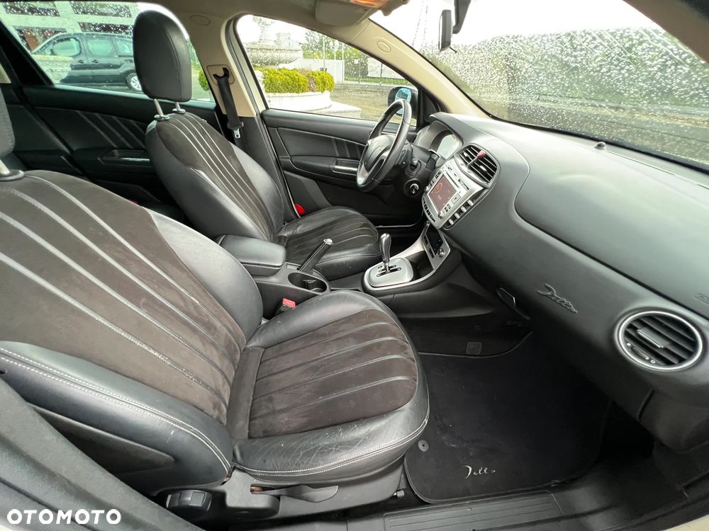 Lancia Delta 1.6 MJ Platino Selectronic - 11