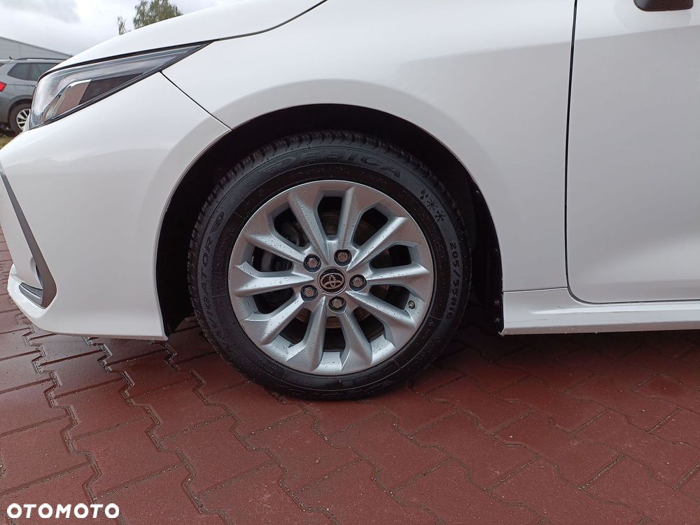 Toyota Corolla - 19