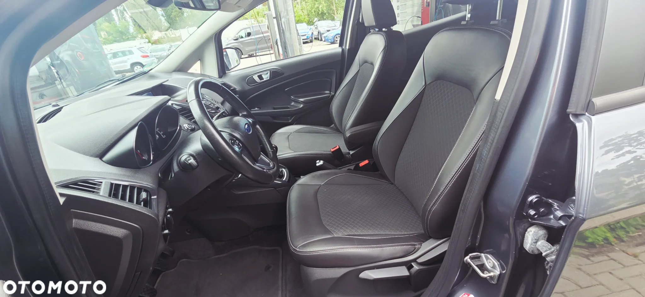 Ford EcoSport 1.0 EcoBoost S - 28