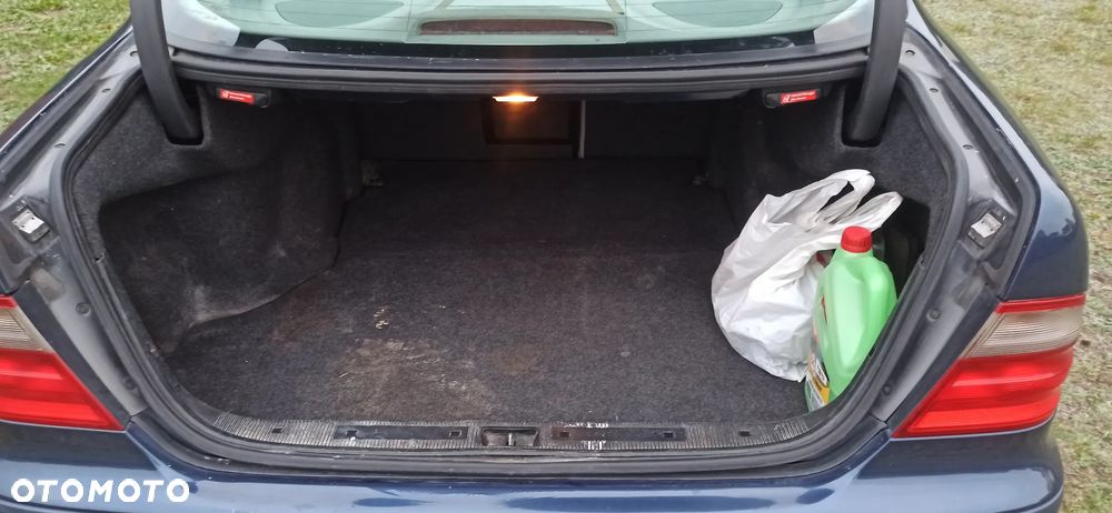 Mercedes-Benz CLK 320 - 14