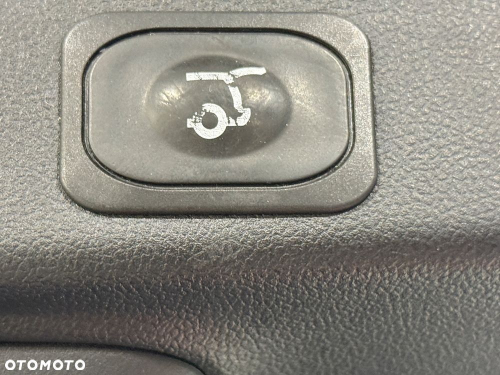 Ford Focus 2.0 EcoBlue STart-Stopp-System TITANIUM - 16