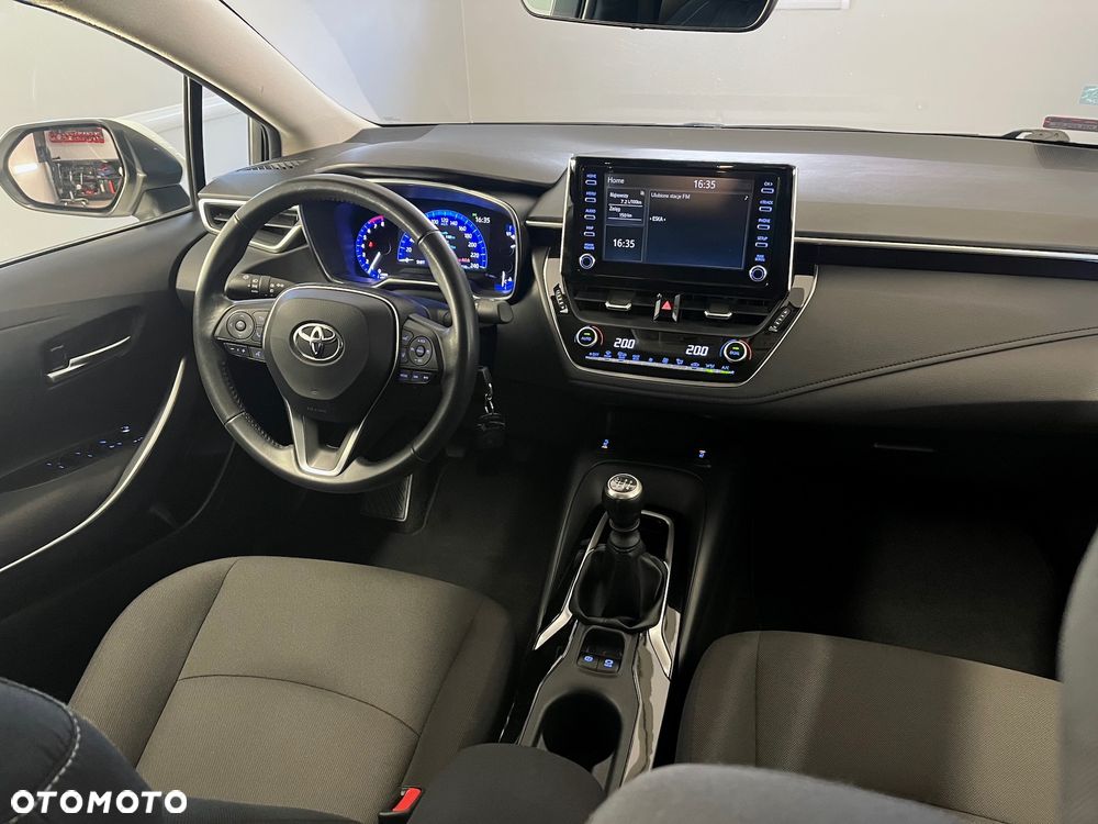 Toyota Corolla 1.6 Comfort - 16