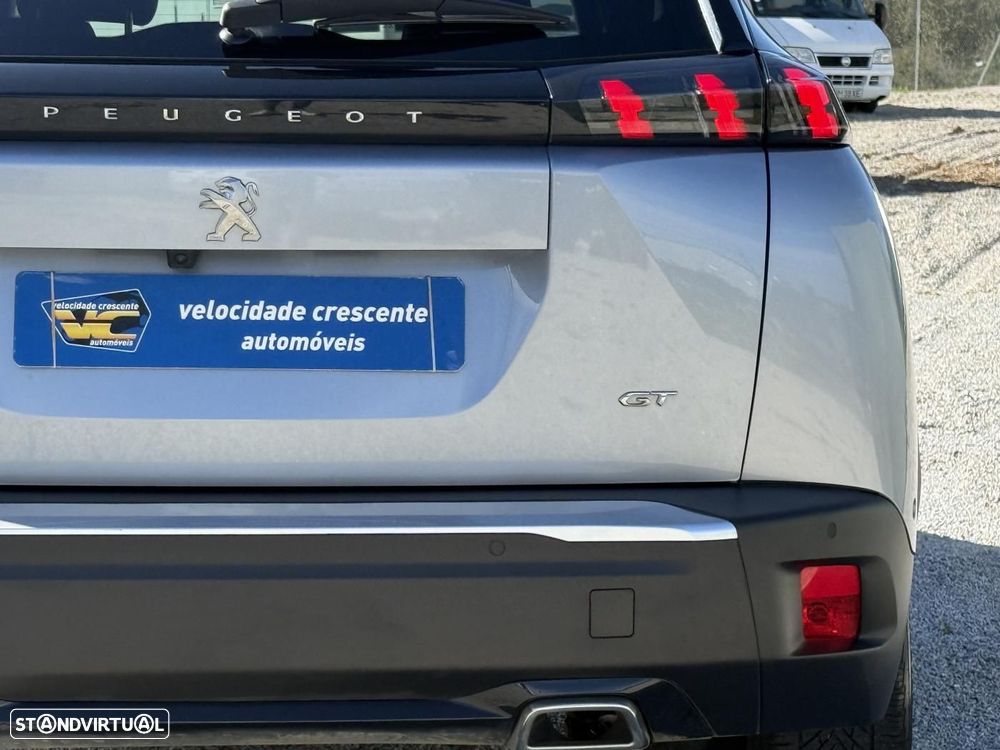 Peugeot 2008 1.2 PureTech GT EAT8 - 13