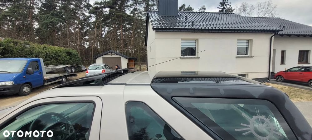 Land Rover Freelander - 4