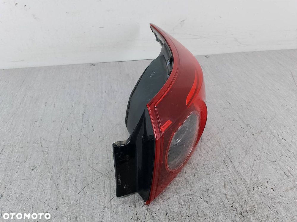 LAMPA TYLNA PRAWA MAZDA 3 III B45A-51150 220-41979 B45A-51150 220-41979 - 4
