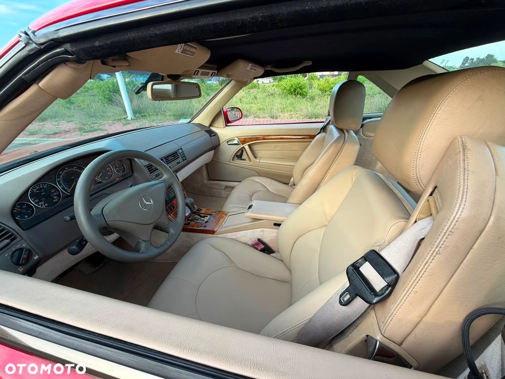 Mercedes-Benz SL - 13