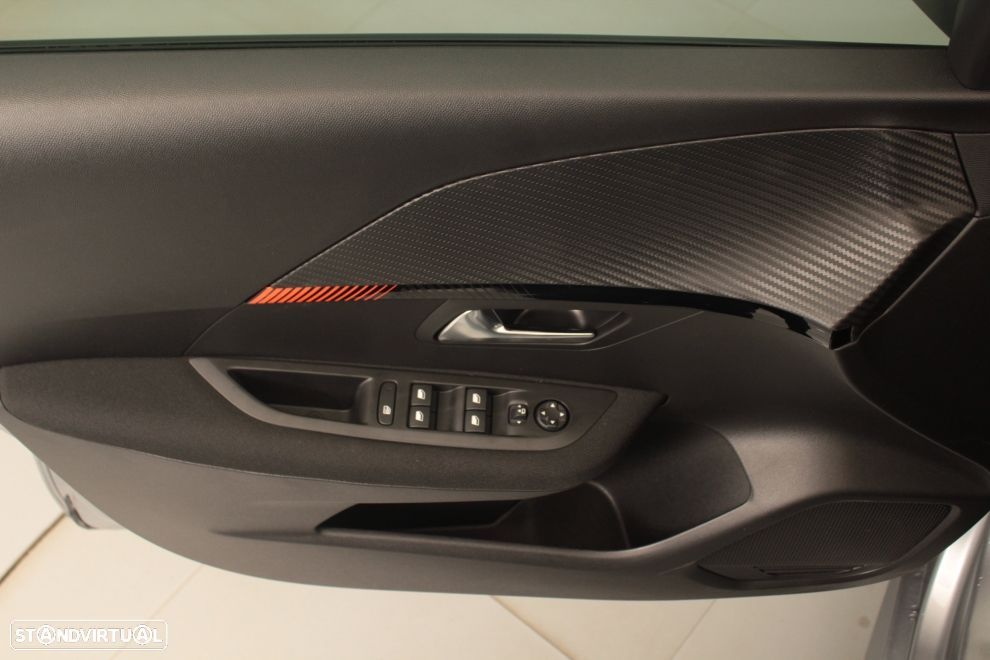 Peugeot 208 1.2 PureTech Active Pack - 30