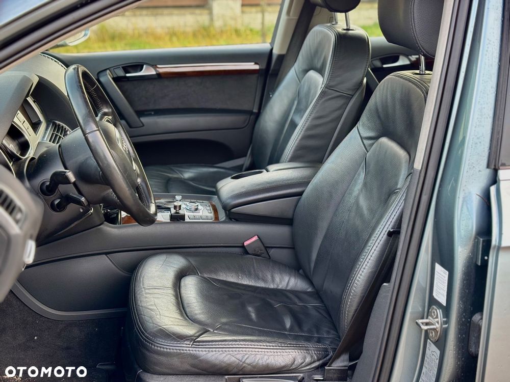 Audi Q7 - 11