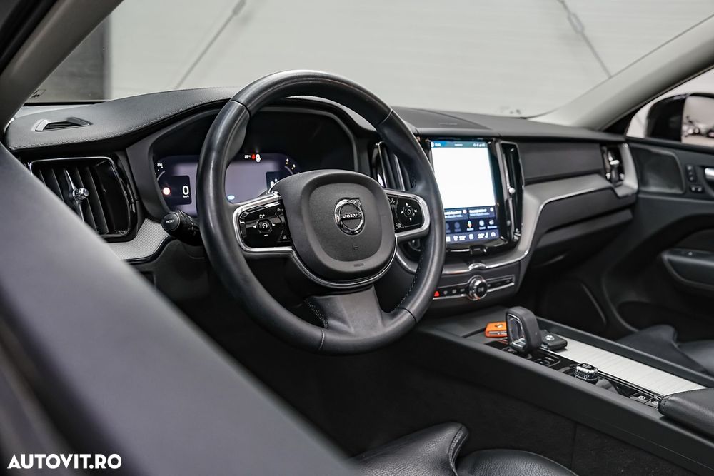 Volvo XC 60 - 8