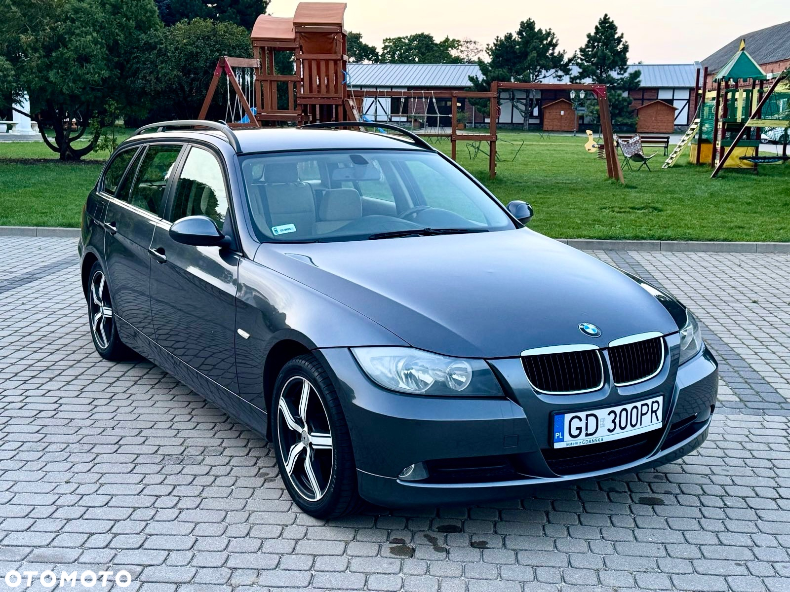 BMW Seria 3 320i - 15