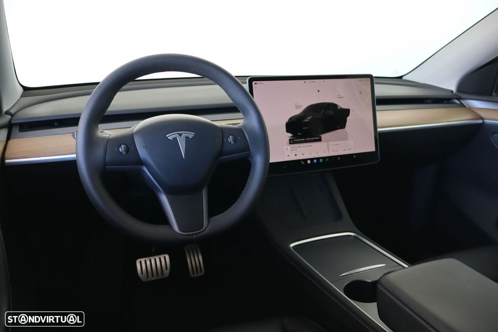 Tesla Model Y Performance Tração Integral - 23