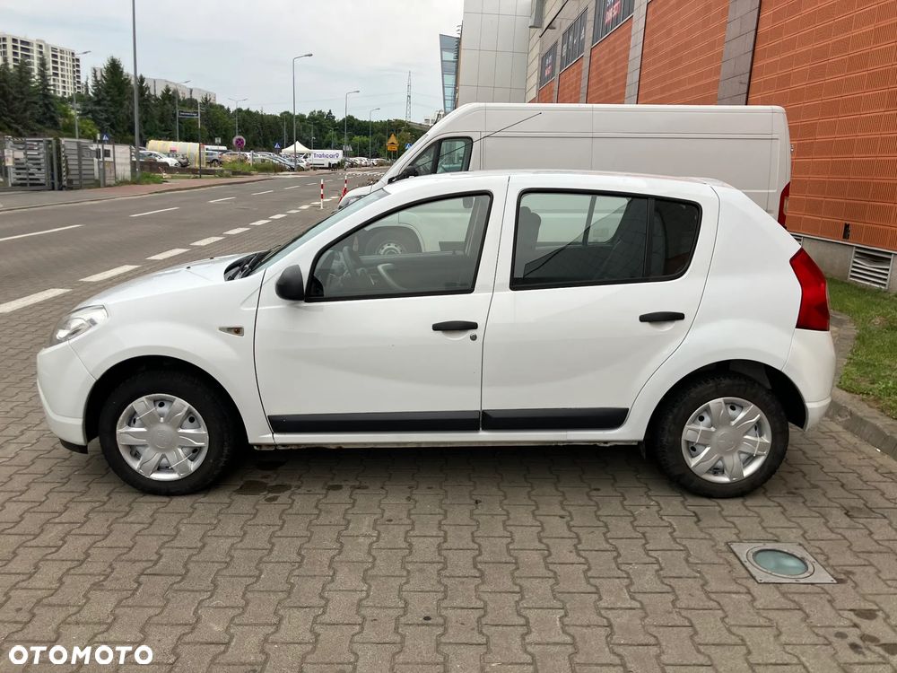 Dacia Sandero 1.2 16V Laureate - 6