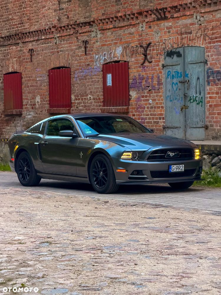 Ford Mustang 3.7 V6 Premium - 1