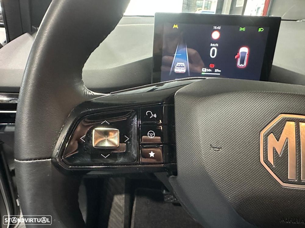 MG MG4 51 kWh Standard - 32