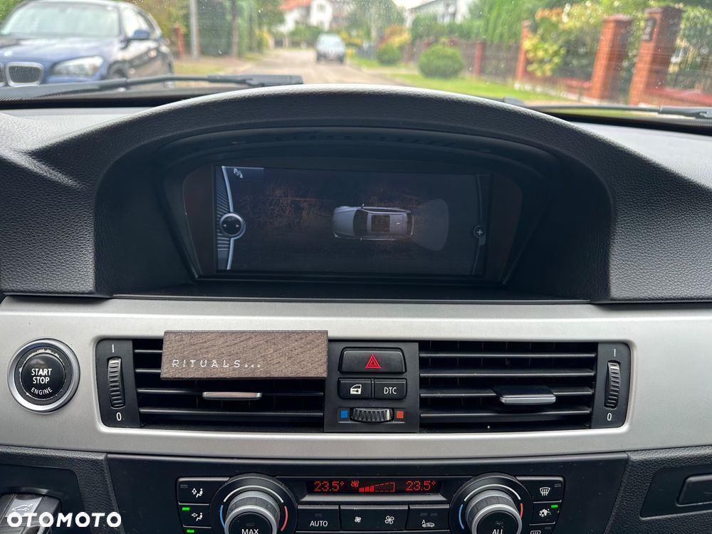 BMW Seria 3 318i - 31