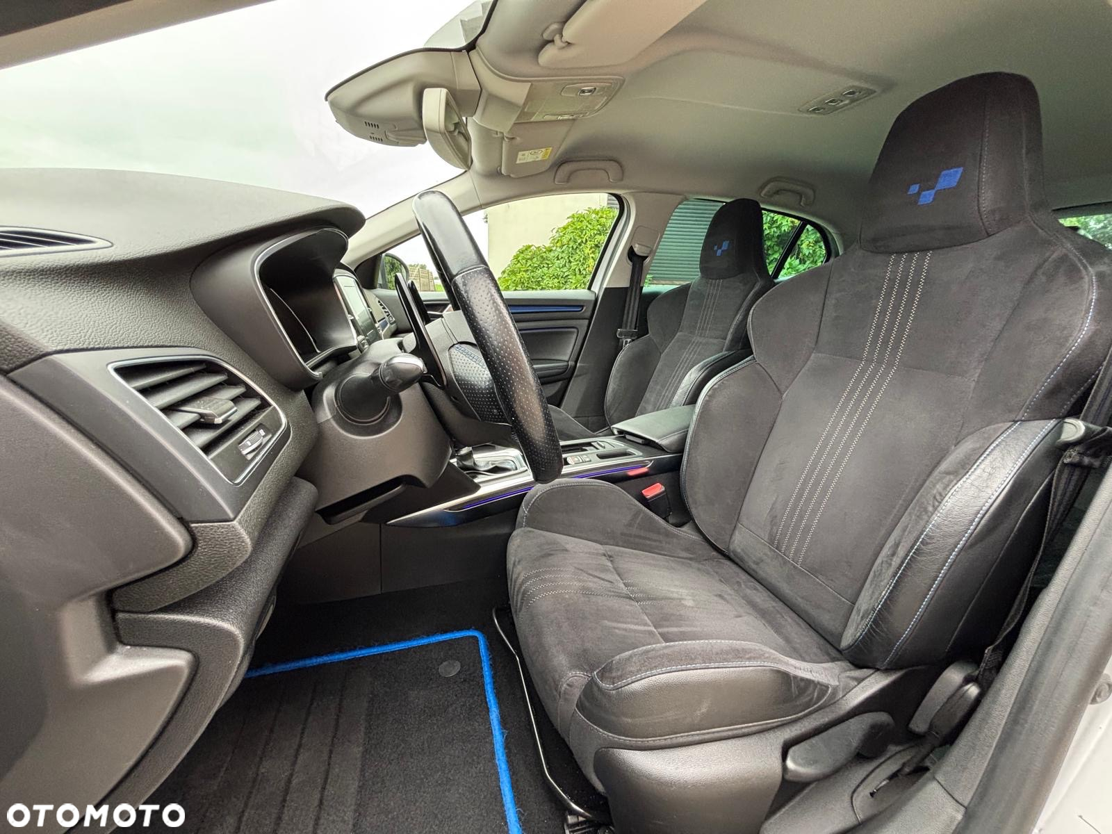 Renault Megane 1.6 TCe GT EDC - 17