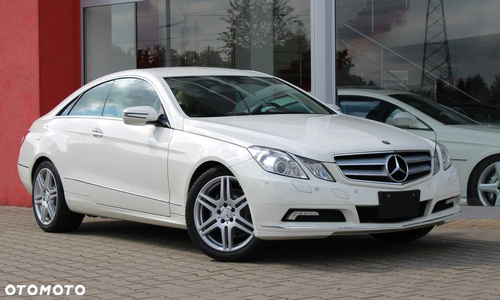 Mercedes-Benz Klasa E 350 Coupe 7G-TRONIC - 4