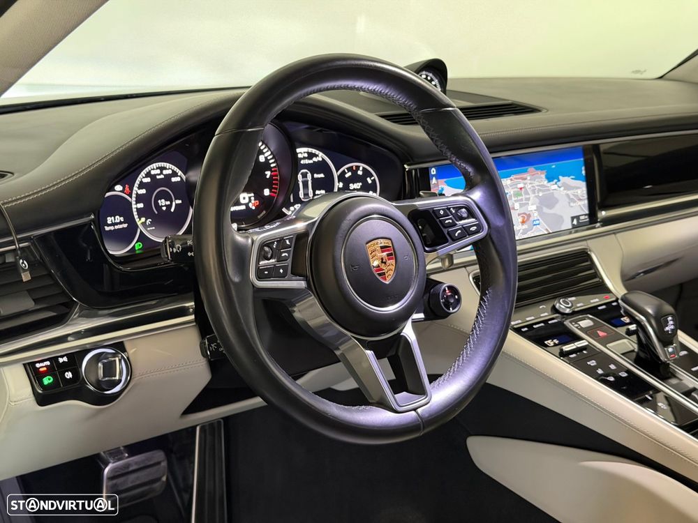 Porsche Panamera 4 E-Hybrid Executive - 15