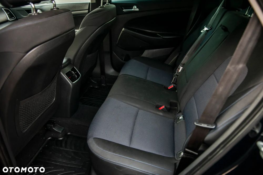 Hyundai Tucson 1.6 Turbo 4WD Advantage - 32