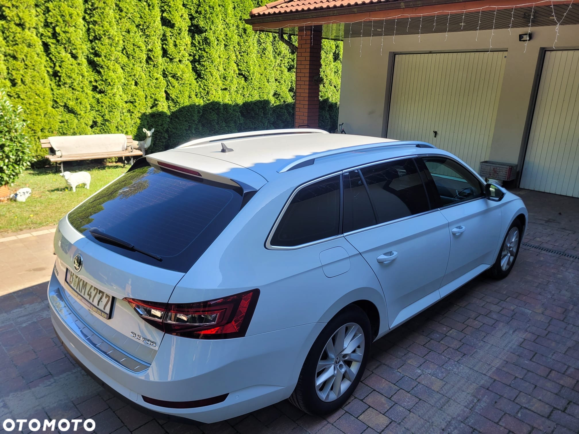 Skoda Superb 2.0 TDI DSG Premium Edition - 12