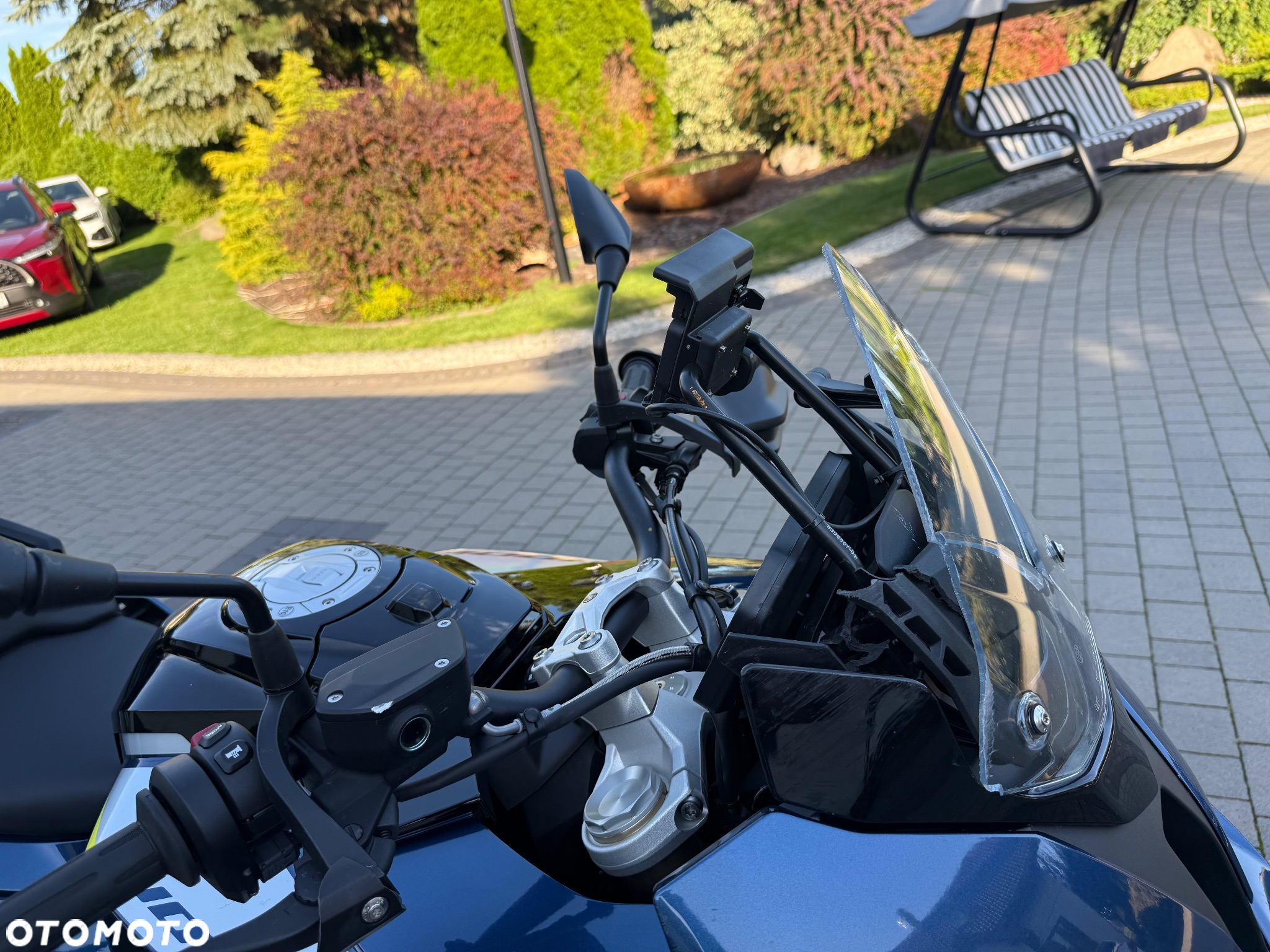 BMW XR - 12