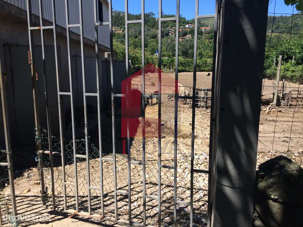 Vende-se Terreno, S. Pedro Valbom - Grande imagem: 4/8