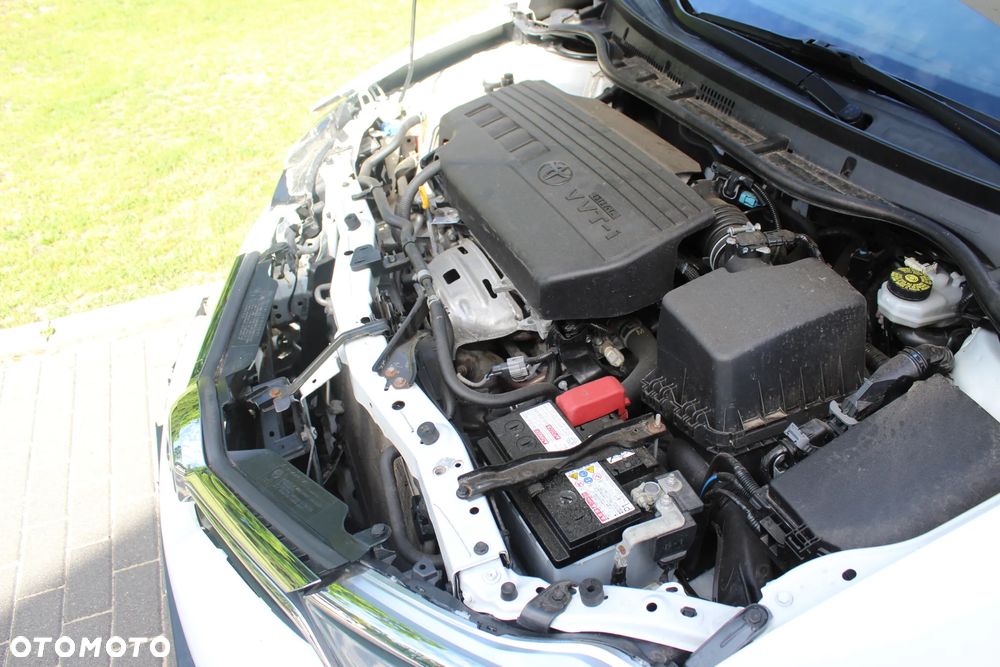 Toyota Auris 1.33 Dual-VVT-i Life Plus - 14