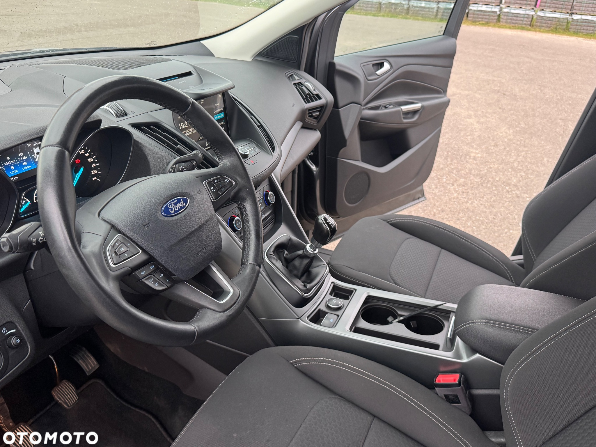Ford Kuga 1.5 EcoBoost FWD Graphite Tech Edition - 25
