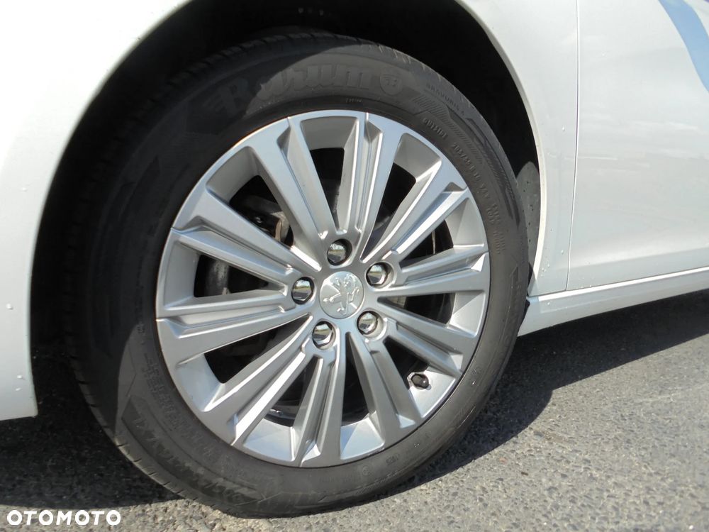 Peugeot 308 BlueHDi 130 Stop & Start Tech Edition - 34